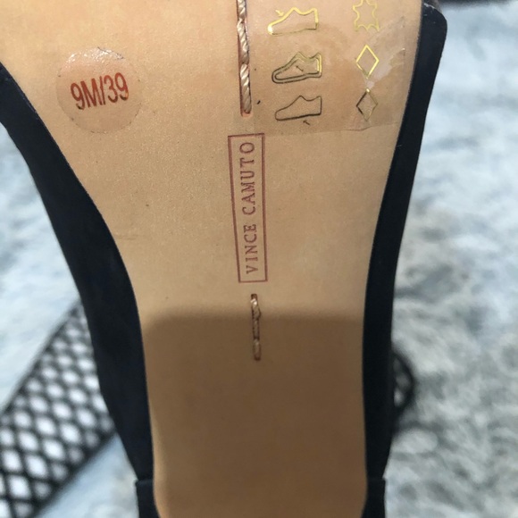 Brand new Vince Camuto sexy heels over the knees - Picture 5 of 11